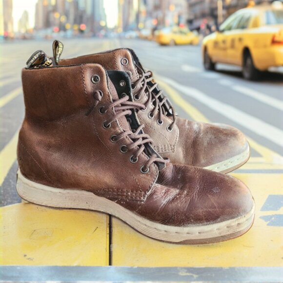 Looking for a pair of boots that blend rugged durability with all-day comfort? main image 8